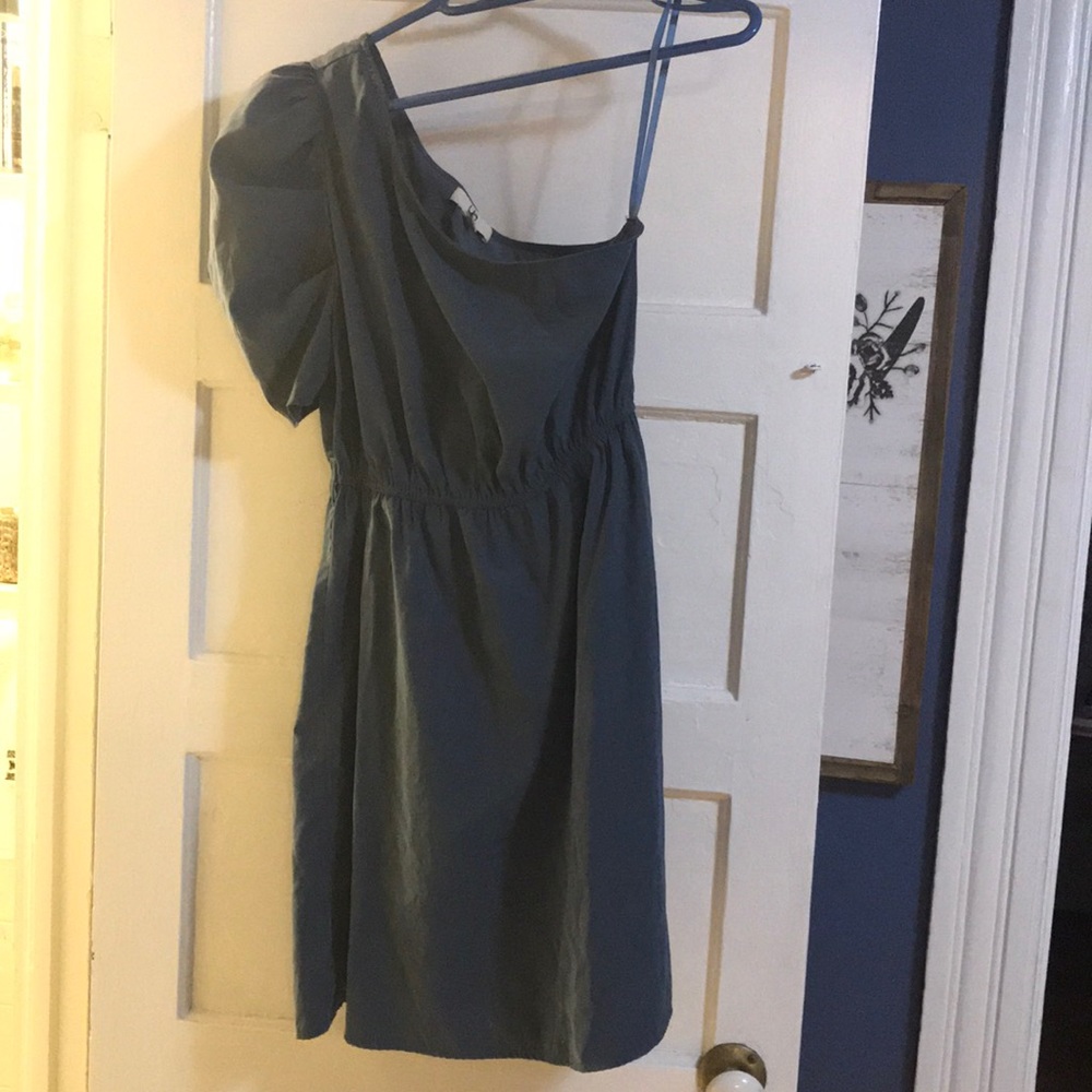 Blue mini dress with capped sleeve